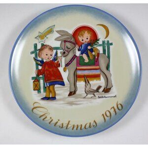 Sacred Journey 1976 Christmas Plate - Berta Hummel - Schmid  W. Germany 001